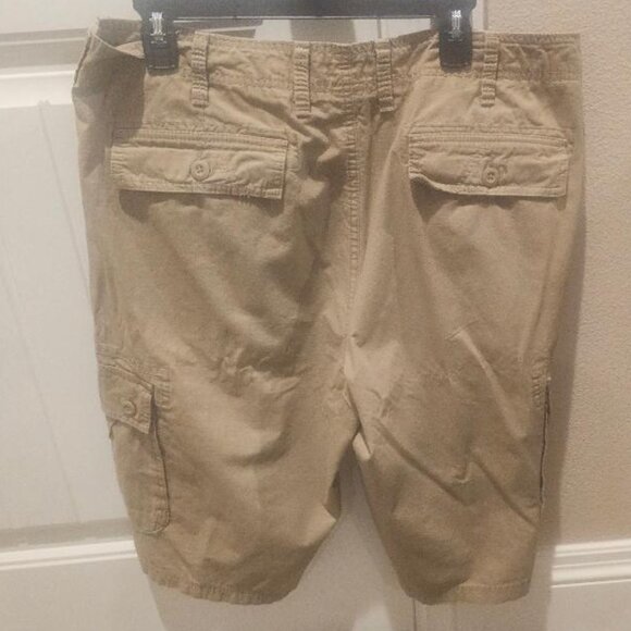 Men's Urban Pipeline Tan Cargo Shorts - Size 38 - 23" Length - Picture 2 of 3